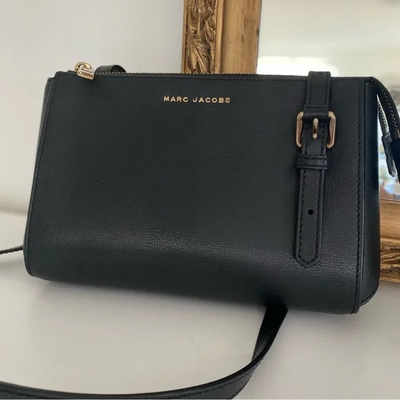 Marc Jacob’s black crossbody - Picture 2 of 4